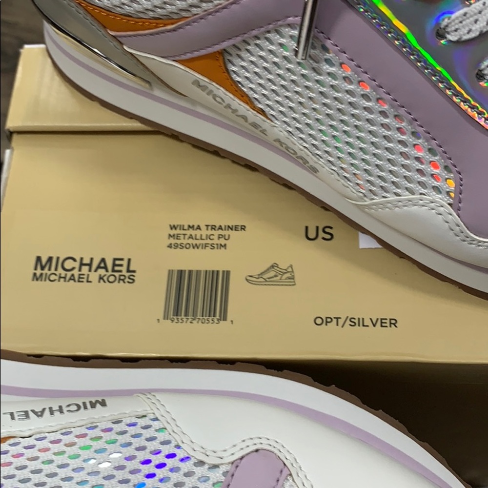 MICHAEL KORS WILMA TRAINER METALLIC PU OPT/SILVER - Picture 11 of 16